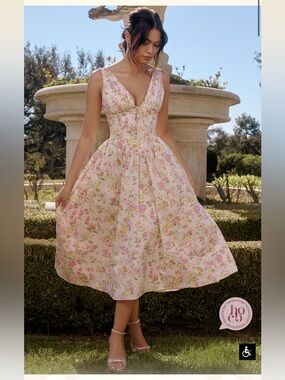 House of CB | Dresses | House Of Cb Joelle Lace Underwire Dress | Poshmark